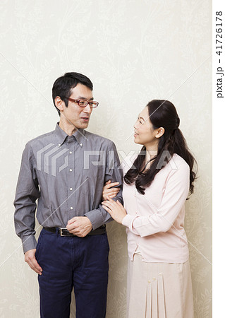 ミドル夫婦 ミドル夫婦 41726178