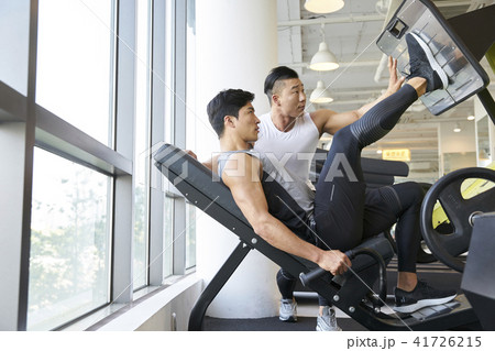 スポーツ 若い男 若い男性 41726215