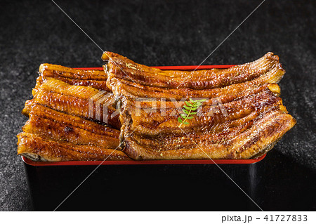 日本産　鰻の蒲焼 high quality Japanese broiled eel  41727833