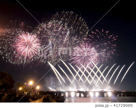 ふじさわ江の島花火大会 41729000