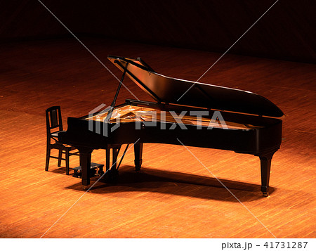 ステージ ステージ 41731287