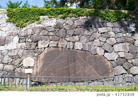 愛知県 名古屋城 本丸内石垣の巨大清正石 愛知県 名古屋城 本丸内石垣の巨大清正石 41732836