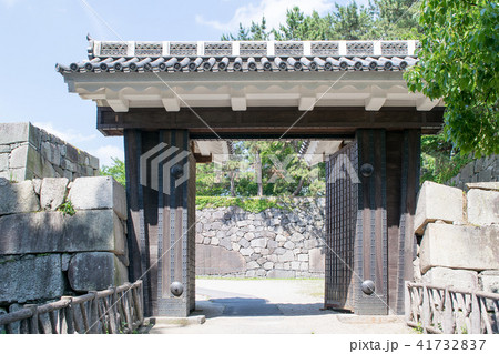 愛知県　名古屋城　旧二ノ丸東ニノ門  41732837