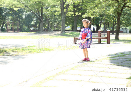 浴衣を着た女の子 41736552