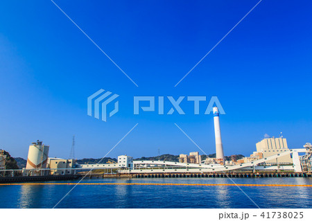 松島　松島行きフェリーからの松島火力発電所　【長崎県西海市】 41738025