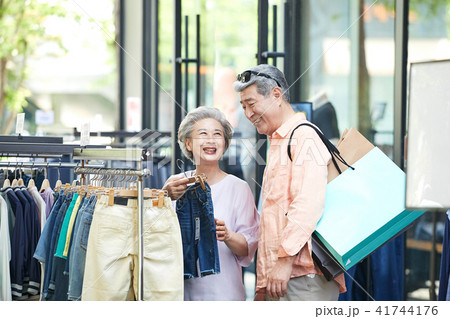 人物 高齢者 老人 41744176