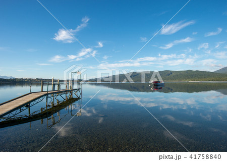 テ・アナウ湖 41758840