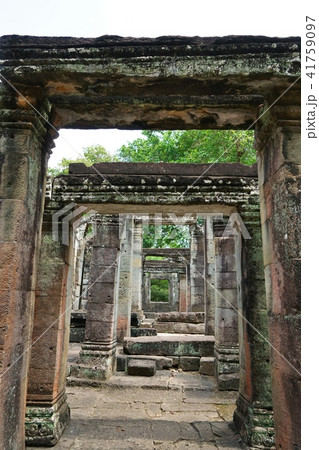 カンボジア、アンコール遺跡、バンテアイ・クデイ、レリーフ カンボジア、アンコール遺跡、バンテアイ・クデイ、レリーフ 41759097