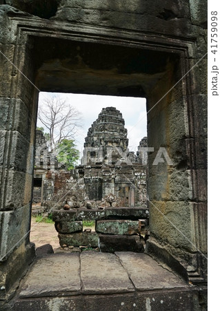 カンボジア、アンコール遺跡、バンテアイ・クデイ、レリーフ 41759098