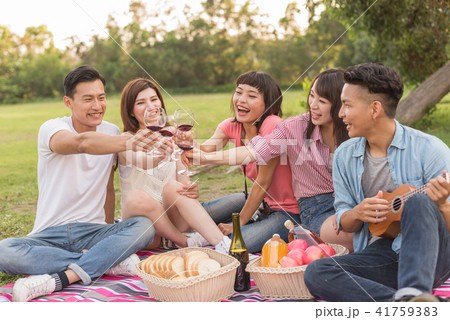take a picnic 41759383