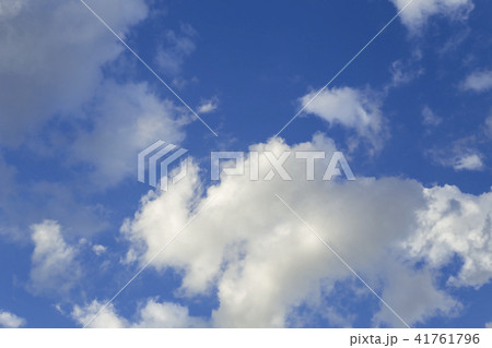 Blue sky with beautiful clouds. 41761796
