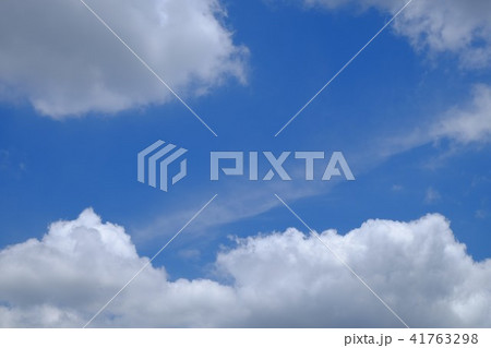 青空と白い雲 41763298