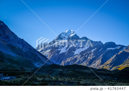 Aoraki Mount Cook landscape, New Zealand 41763447