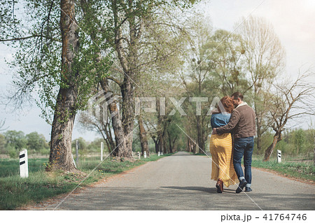 Mature man and woman having romantic date in the park Mature man and woman having romantic date in the park 41764746