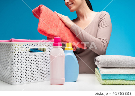 Female holding clean cotton linen Female holding clean cotton linen 41765833