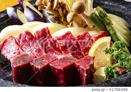 美味しい肉料理の皿盛り 41766366