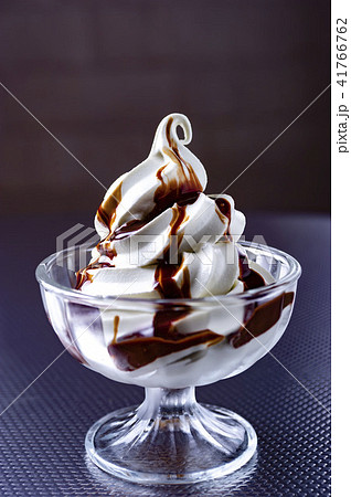 チョコアイスクリーム 41766762
