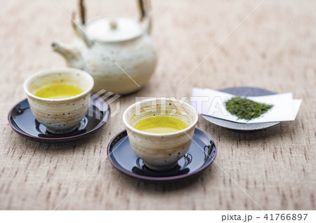 お茶で休憩 お茶で休憩 41766897