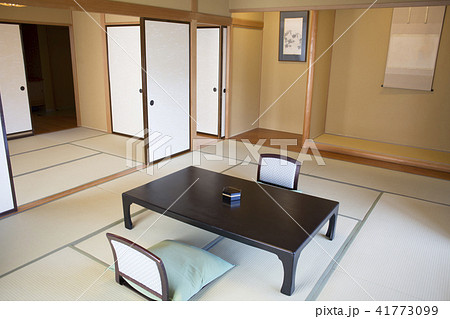 シンプルな和室 41773099