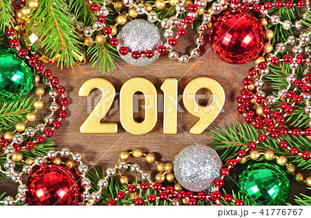 2019 year golden figures and Christmas decorations 2019 year golden figures and Christmas decorations 41776767