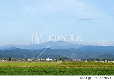 加賀平野と霊峰白山の遠望（石川県能美市 7月）01 41777654