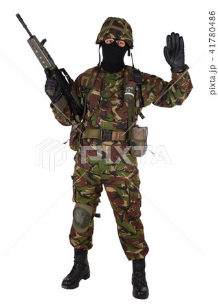 British Army Soldier with assault rifle British Army Soldier with assault rifle 41780486