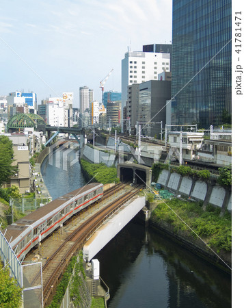 御茶ノ水駅 聖橋からの風景 御茶ノ水駅 聖橋からの風景 41781471