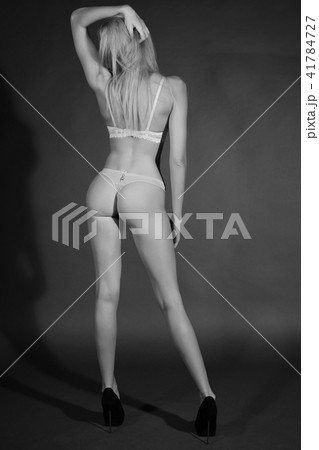 28x24in Sexy Rear Woman Model Lingerie Underwear Panties Fashion Ass 【Photo  Paper】 