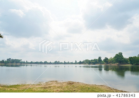 カンボジア王国アンコール遺跡スラ・スランの風景（Sra Srang） 41786343