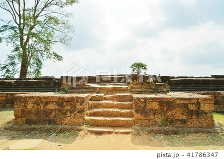 カンボジア王国アンコール遺跡スラ・スラン（Sra Srang） 41786347