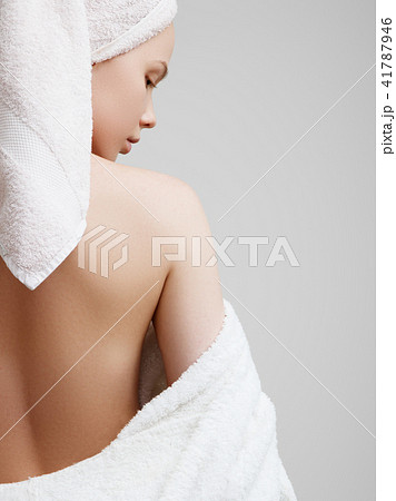 Woman beauty face portrait. Fashion girl. Makeup Woman beauty face portrait. Fashion girl. Makeup 41787946