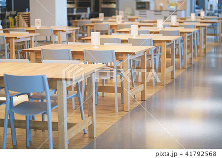 Interior Of Wooden Table In Food Court の写真素材