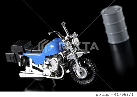 ガソリン代が気になります。 41796371