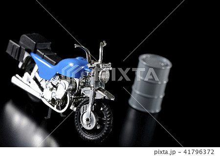 ガソリン代が気になります。 41796372