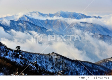 韓国 徳裕山 雲霧 41798794