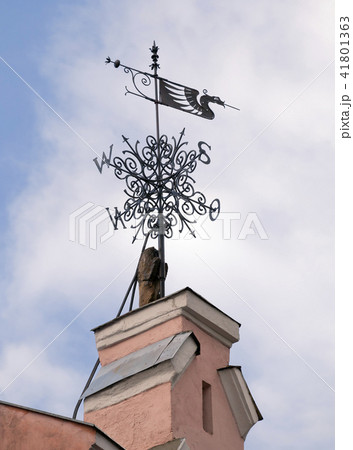 Statue of St. Helen on cathedral in Vilnius Statue of St. Helen on cathedral in Vilnius 41801363