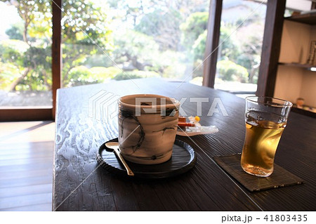 鞆の浦の素敵なカフェ、お庭を眺めながら一息いれました。 41803435