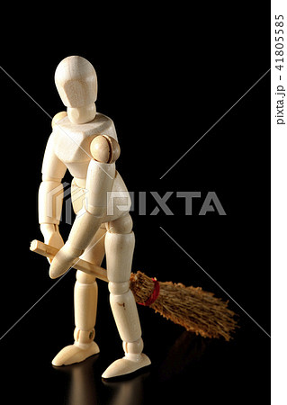 先生！男子がふざけてまぁ～す。 41805585