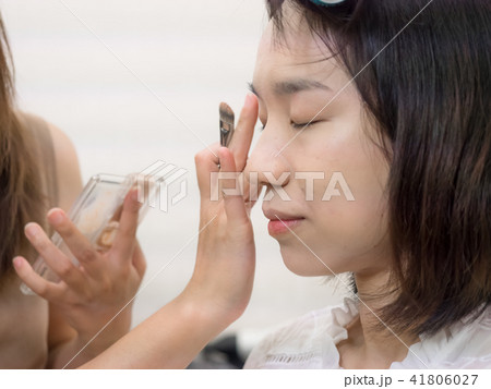 化粧 メイクアップ お化粧 41806027