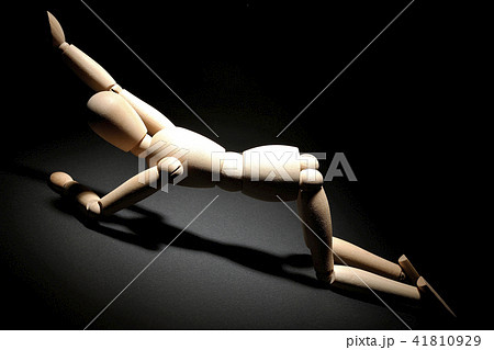 体調がすぐれない。 41810929