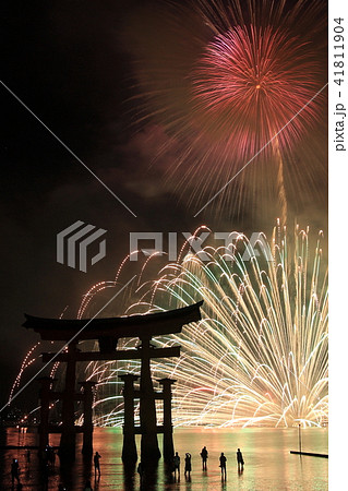 宮島水中花火大会 宮島水中花火大会 41811904
