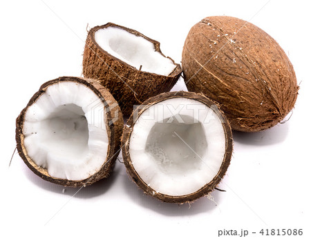 Fresh coconut isolated on white 41815086