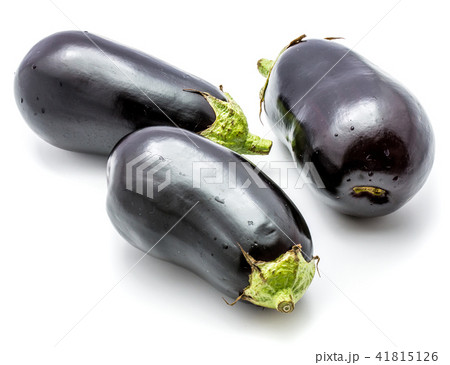 Fresh isolated eggplant on white Fresh isolated eggplant on white 41815126