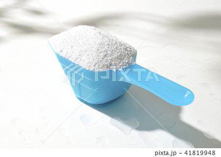 葉陰と洗剤 41819948