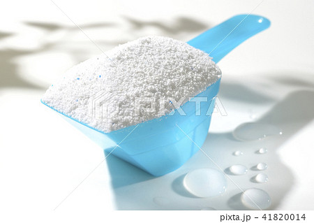 葉陰と水滴と洗剤 葉陰と水滴と洗剤 41820014