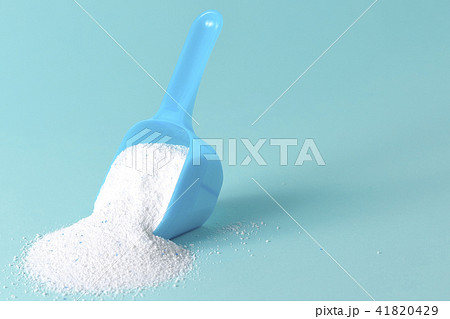 こぼれる洗剤 41820429