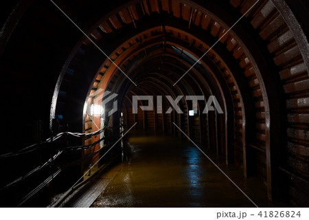 生野銀山の坑道 41826824