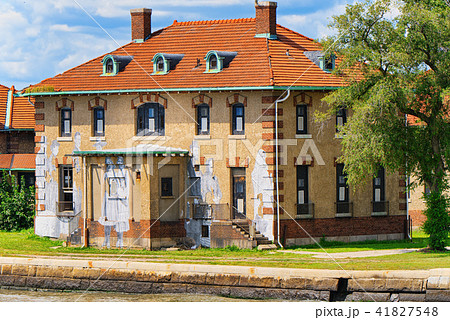 State Museum - 1 Liberty Island - Ellis Island  41827548