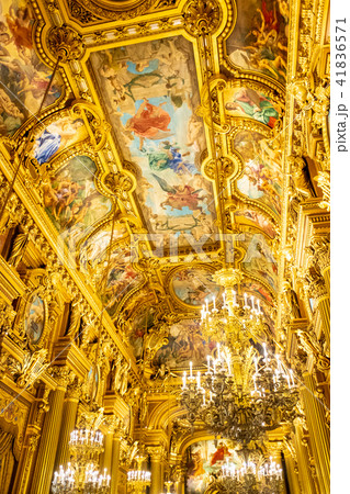 フランス パリ オペラ座の大広間 41836571