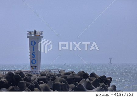 大磯港の灯台 41837253